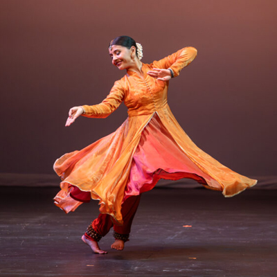 Barkha Patel Dance Company  Presents 'Ramti Aave'